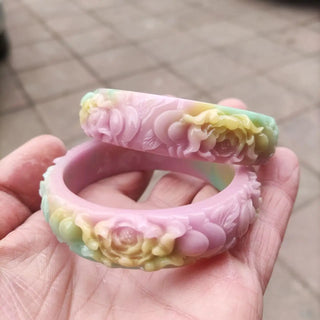 Genuine Agate Carved Flower Bangles